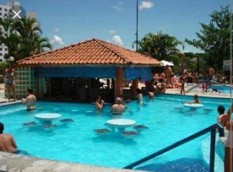 Ecologic Park Ap 2 Quartos Para 7 Pessoas 1Park Aquatico 10 Piscinas Termais Caldas Novas Eksteriør bilde